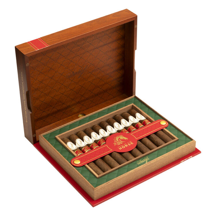 View product media DAVYOTH Limited Edition Toro Especial, , jrcigars 2